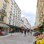 Charming Apartment Near Eiffel Tower